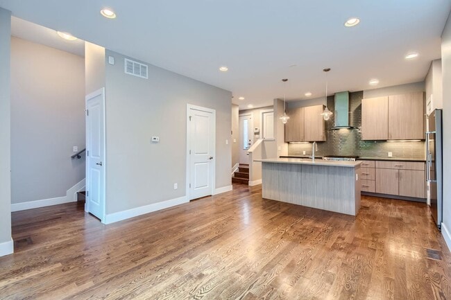 2878 W 22nd Ave in Denver, CO - Building Photo - Building Photo