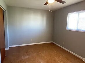 2 Chateau Dr in Fairview Heights, IL - Building Photo - Building Photo