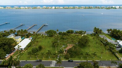 1009 S Federal Hwy in Lake Worth Beach, FL - Building Photo - Building Photo