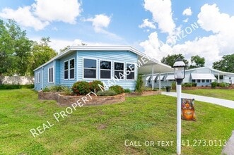 317 Bougainvillea Cir in Parrish, FL - Building Photo - Building Photo