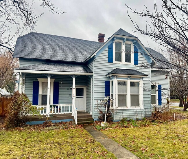 property at 1402 O Ave