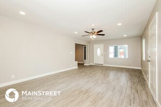 3713 W Lone Cactus Dr in Glendale, AZ - Building Photo - Building Photo