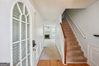 5914 San Gabriel Ln in Atlanta, GA - Building Photo - Building Photo