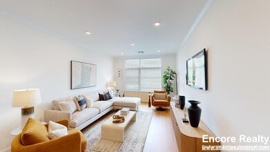 201 Sherman Rd, Unit 317 in Brookline, MA - Building Photo - Building Photo