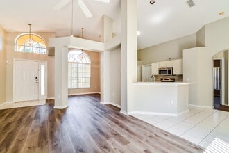2297 Blake Way in Ocoee, FL - Building Photo - Building Photo