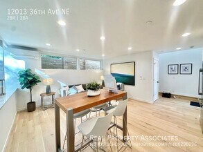 12013 36th Ave NE in Seattle, WA - Building Photo - Building Photo