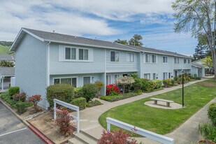 38517 Cherry Ln in Fremont, CA - Building Photo