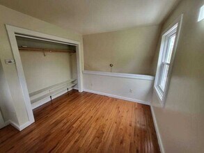 15 E Parmenter St in Newburgh, NY - Building Photo - Building Photo