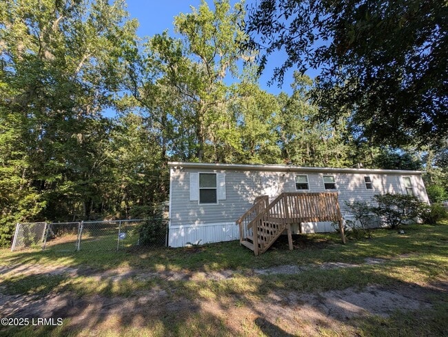 property at 3307 Powell Dr