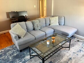 418 Highland Ave, Unit B in Collingswood, NJ - Building Photo - Building Photo