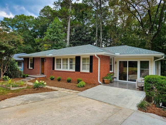 property at 2115 Willivee Dr