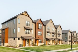 Whitetail Ridge at Elkhart Lake in Elkhart Lake, WI - Building Photo