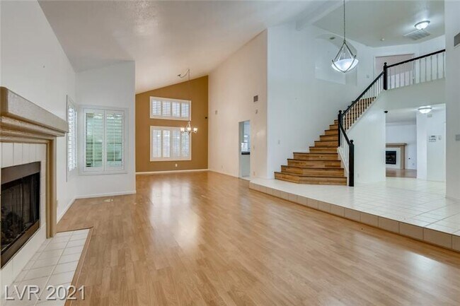 2036 Shadow Brook Way in Henderson, NV - Foto de edificio - Building Photo