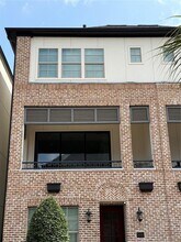 2606 Cottage Grove Green Dr in Houston, TX - Building Photo - Building Photo