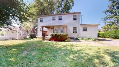 683-685-685 S Diamond St in Mansfield, OH - Building Photo - Building Photo