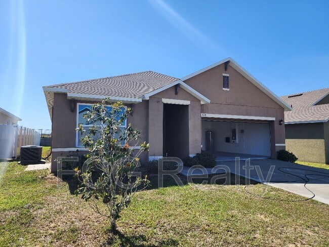469 Nova Dr in Davenport, FL - Building Photo - Building Photo