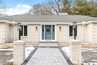 23 Olde Village Dr in Winchester, MA - Building Photo - Building Photo