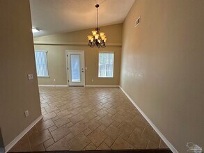 7909 Cayenne Way in Pensacola, FL - Building Photo - Building Photo