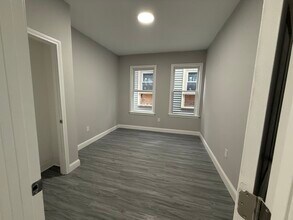 40 Fowler St, Unit 3 in Boston, MA - Building Photo - Building Photo