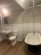 529 Madison Ave SE, Unit 4 in Grand Rapids, MI - Building Photo - Building Photo