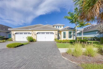 5855 Haiti Dr in Naples, FL - Building Photo - Building Photo