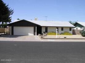 4824 W Northview Ave in Glendale, AZ - Building Photo