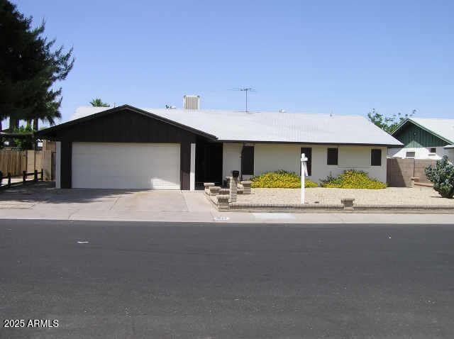 property at 4824 W Northview Ave