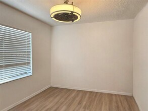 2671 NW 87th Ln in Sunrise, FL - Building Photo - Building Photo