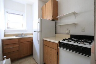 185 Lowell St, Unit 2