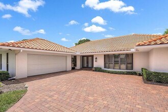 16 Thurston Dr in Palm Beach Gardens, FL - Building Photo - Building Photo
