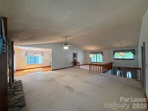 13930 Idlewild Rd in Matthews, NC - Building Photo - Building Photo