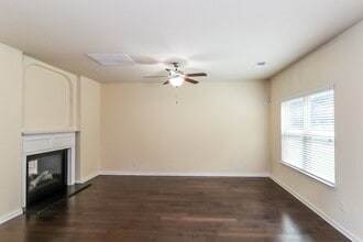 4710 Cabrini Pl in Cumming, GA - Foto de edificio - Building Photo