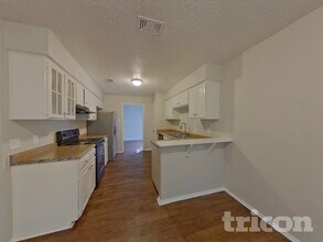 717 Marlow Pl in Arlington, TX - Building Photo - Building Photo