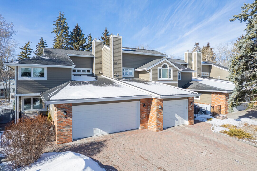 Woodmeadows in Calgary, AB - Building Photo