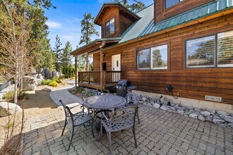 850 Stateline Ave in South Lake Tahoe, CA - Building Photo - Building Photo