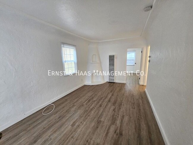 824 Belmont Ave in Long Beach, CA - Building Photo - Building Photo