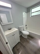 1346 Alton Rd in Miami Beach, FL - Building Photo - Building Photo