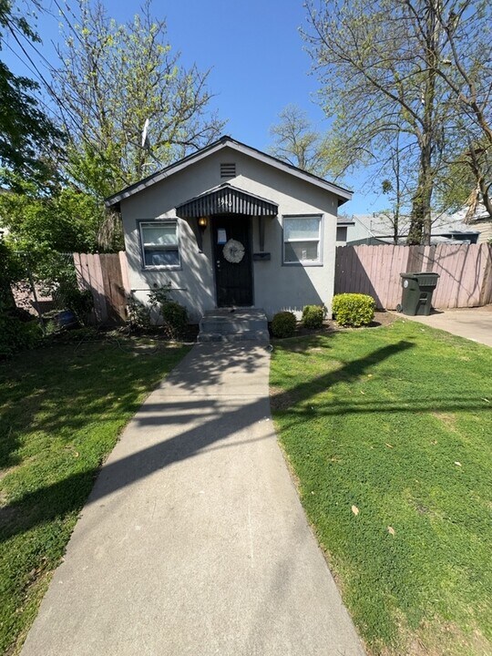 3940 34th St in Sacramento, CA - Building Photo
