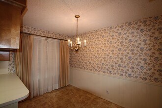 1303 Larkspur Ln in Tyler, TX - Building Photo - Building Photo