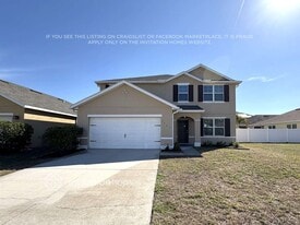 5261 11th St E in Bradenton, FL - Building Photo