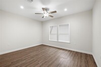 8207 Sandra St photo'