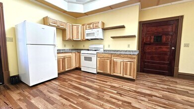 141-141 N Champlain St in Burlington, VT - Building Photo - Building Photo