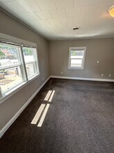 429 Belgrade Ave, Unit 429.5 #2 in North Mankato, MN - Building Photo - Building Photo