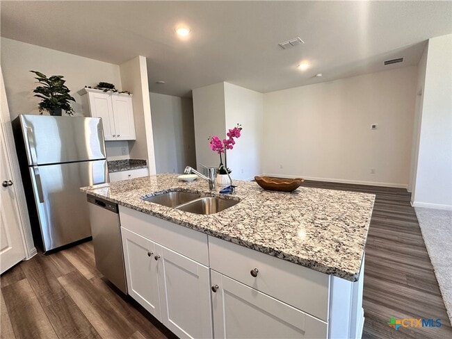 property at 124 Parrigin Cv