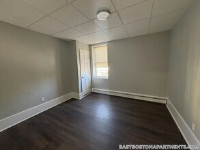 273 Maverick St in Boston, MA - Building Photo - Building Photo