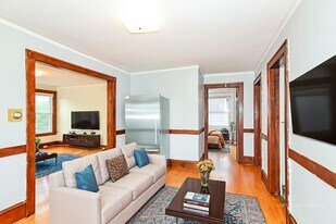 509 6th St SE in Minneapolis, MN - Building Photo