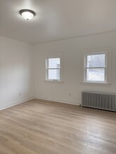 33 Main St, Unit 33 in Manchester, CT - Building Photo - Building Photo