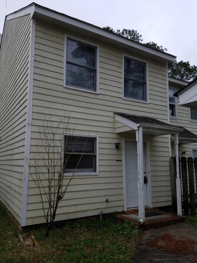 212 Bracken Pl photo'