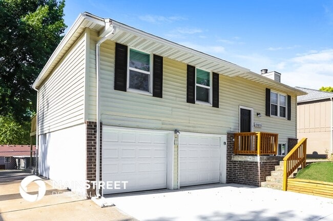 19801 E Millhaven St in Independence, MO - Building Photo - Building Photo