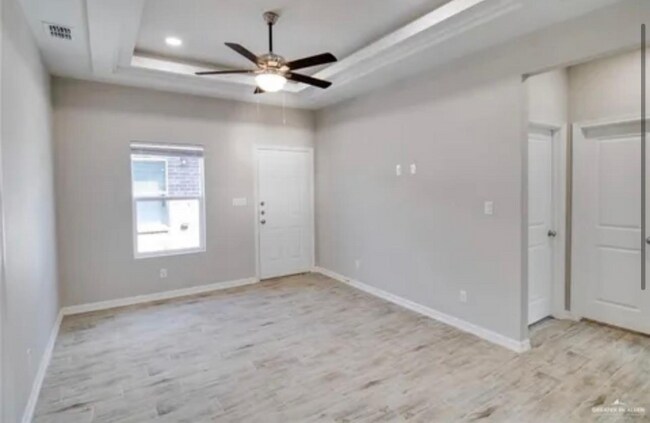 808 W Sunset Valley St in Alton, TX - Building Photo - Building Photo